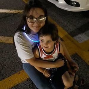 Meet your Posher, Kendra